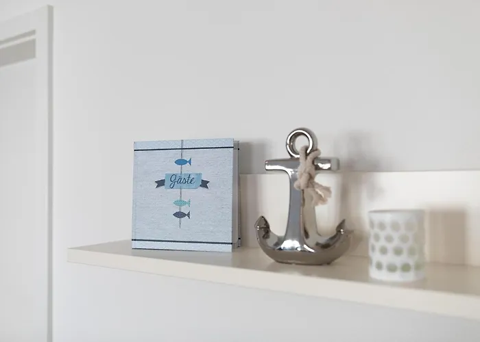 Im Sonnengarten Leuchtfeuer * Kellenhusen