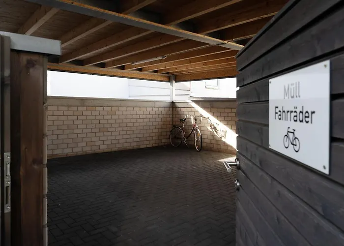 Im Sonnengarten Leuchtfeuer * Kellenhusen